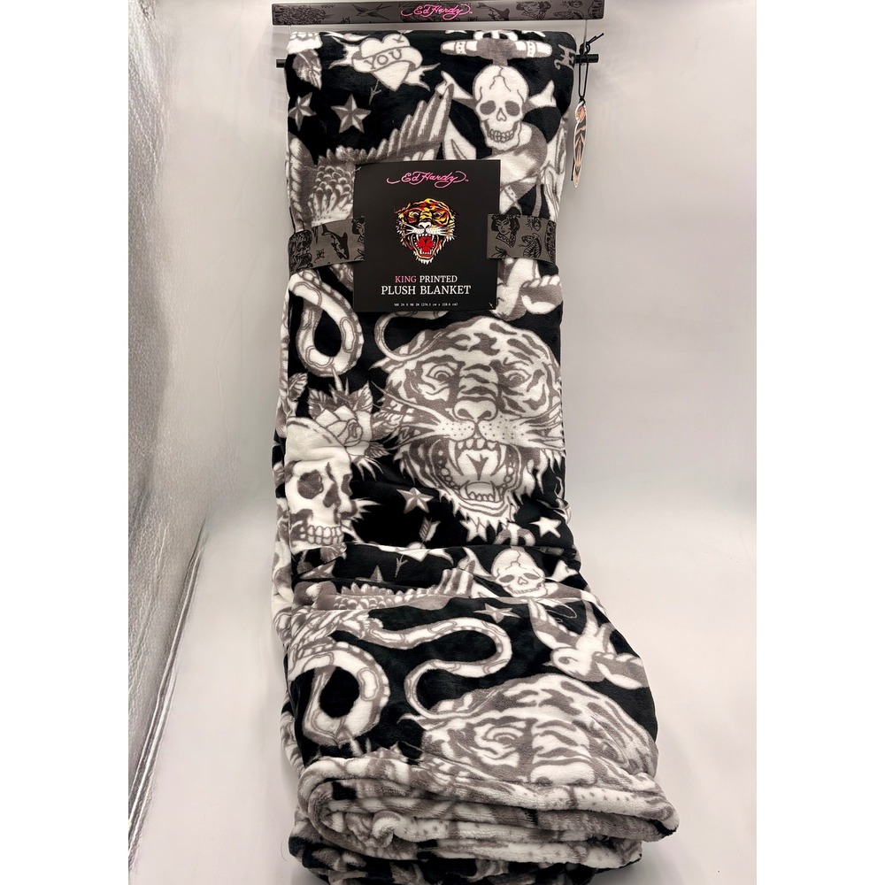 Ed Hardy King Size Printed Plush Blanket Tiger Skull Tattoo Design Black White‎